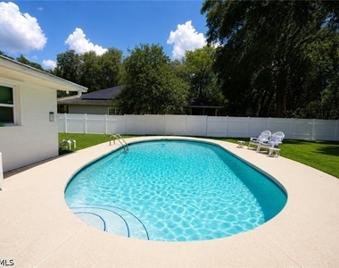 655 Sw Pointview Road - Photo Thumbnail 38