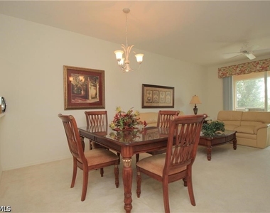 2700 Cypress Trace Circle - Photo Thumbnail 4