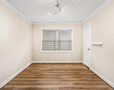 3127 Lafayette Street - Photo Thumbnail 24