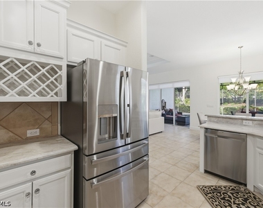 9235 Troon Lakes Drive - Photo Thumbnail 10