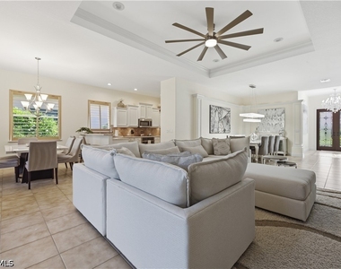 9235 Troon Lakes Drive - Photo Thumbnail 5