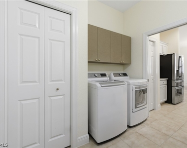 9235 Troon Lakes Drive - Photo Thumbnail 27