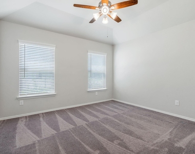 135 Courageous Side Way - Photo Thumbnail 17