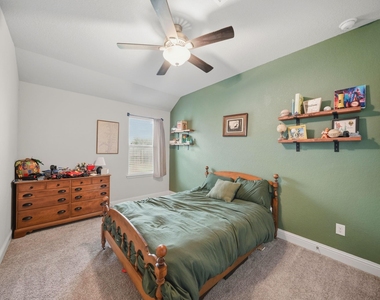 5338 Regal Gem Lane - Photo Thumbnail 17