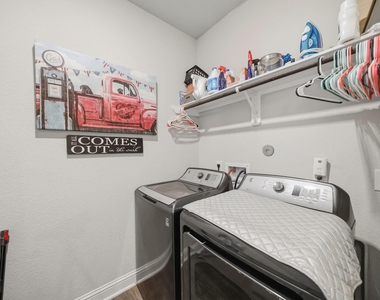 5338 Regal Gem Lane - Photo Thumbnail 20