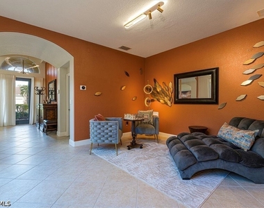 7703 Martino Circle - Photo Thumbnail 14