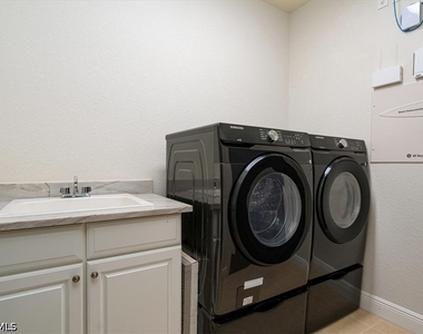 7703 Martino Circle - Photo Thumbnail 33