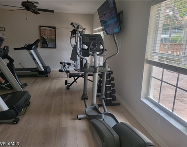7577 Silver Trumpet Lane - Photo Thumbnail 23