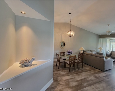 7577 Silver Trumpet Lane - Photo Thumbnail 3
