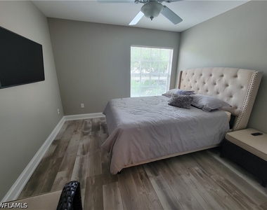 7577 Silver Trumpet Lane - Photo Thumbnail 15