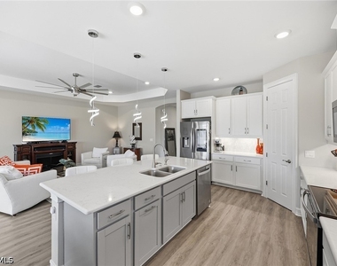 18699 Ensenada Drive - Photo Thumbnail 7