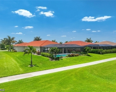 18699 Ensenada Drive - Photo Thumbnail 43