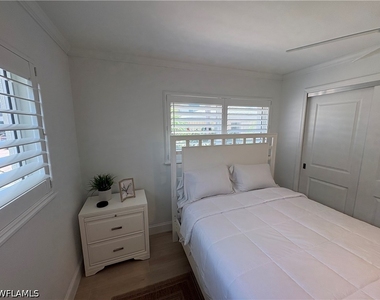 2100 Gulf Shore Boulevard N - Photo Thumbnail 20