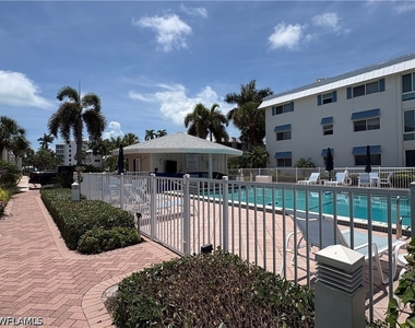2100 Gulf Shore Boulevard N - Photo Thumbnail 28