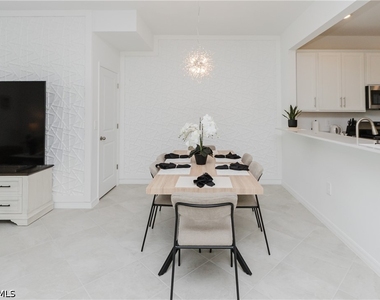 14819 White Pearl Road - Photo Thumbnail 6