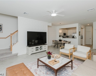 14819 White Pearl Road - Photo Thumbnail 9