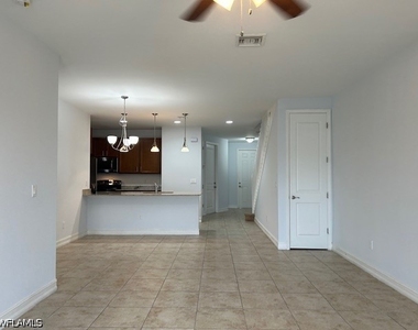 7784 Bristol Circle - Photo Thumbnail 11