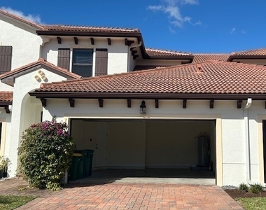 7784 Bristol Circle - Photo Thumbnail 3