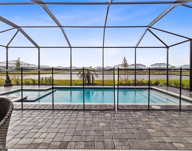 2516 Kona Way - Photo Thumbnail 24
