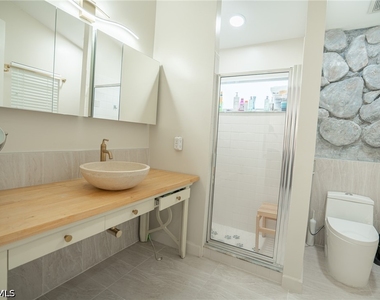 7712 Citrus Hill Lane - Photo Thumbnail 27