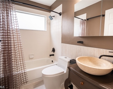 7712 Citrus Hill Lane - Photo Thumbnail 28