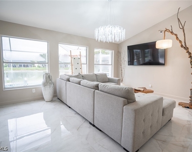 7712 Citrus Hill Lane - Photo Thumbnail 23