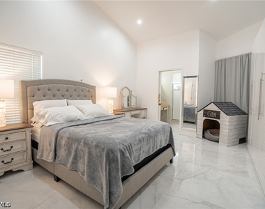 7712 Citrus Hill Lane - Photo Thumbnail 30