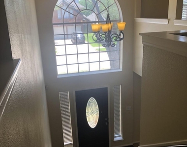 2110 Highland Bay Court - Photo Thumbnail 10