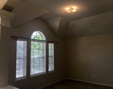 2110 Highland Bay Court - Photo Thumbnail 14