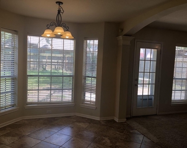 2110 Highland Bay Court - Photo Thumbnail 4