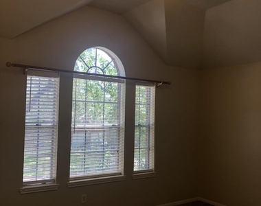 2110 Highland Bay Court - Photo Thumbnail 13