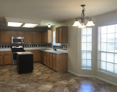2110 Highland Bay Court - Photo Thumbnail 5