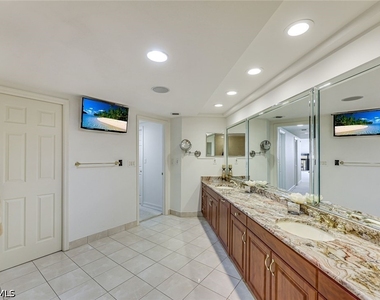 6001 Pelican Bay Boulevard - Photo Thumbnail 17