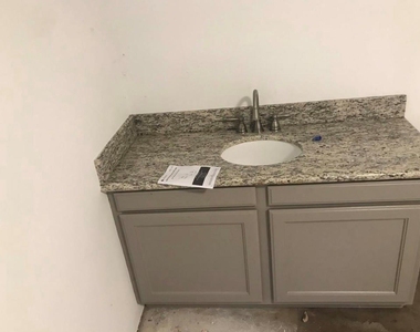 2515 Jackson Street - Photo Thumbnail 16