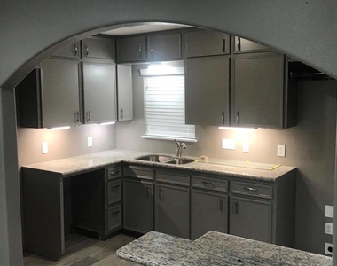 2515 Jackson Street - Photo Thumbnail 1
