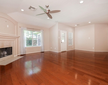 26822 Kingston Glen Lane - Photo Thumbnail 6