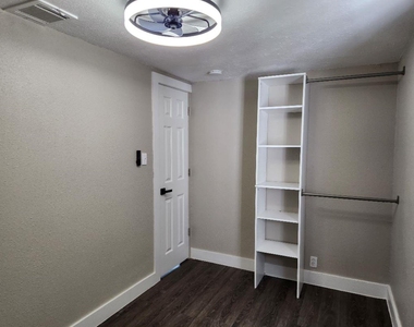 728 Hudson Road - Photo Thumbnail 21