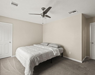 6719 Path Way Court - Photo Thumbnail 31