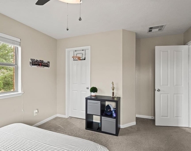 6719 Path Way Court - Photo Thumbnail 26