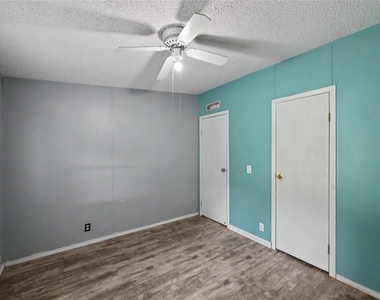 17685 Todd Street - Photo Thumbnail 26