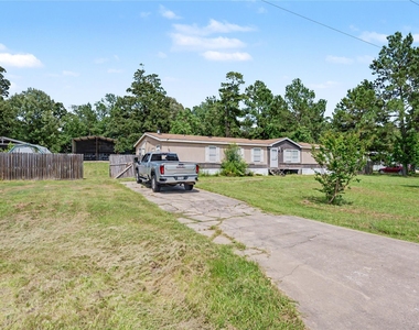 17685 Todd Street - Photo Thumbnail 2