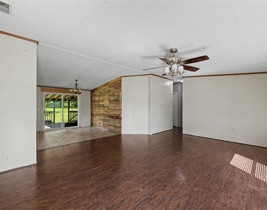 17685 Todd Street - Photo Thumbnail 15