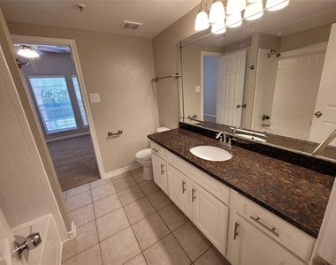 2350 Westcreek Lane - Photo Thumbnail 8