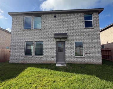 10418 Birds Nest Dr - Photo Thumbnail 19