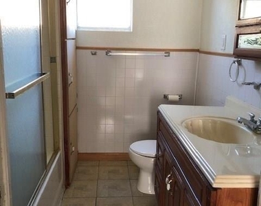 20 Miriam Street - Photo Thumbnail 12