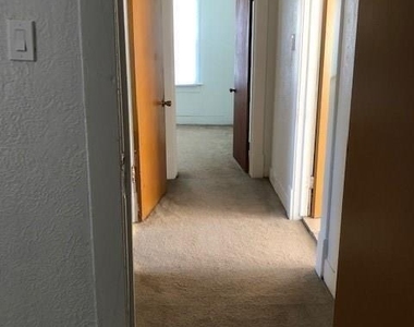 20 Miriam Street - Photo Thumbnail 11
