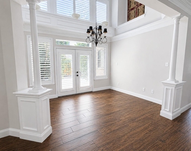 18 Doeskin Place - Photo Thumbnail 7