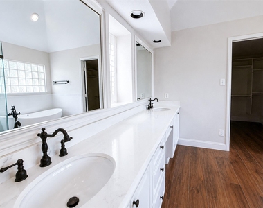 18 Doeskin Place - Photo Thumbnail 26