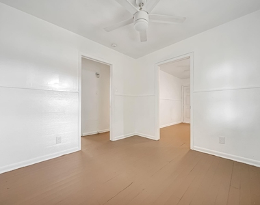 2721 Napoleon Street - Photo Thumbnail 12