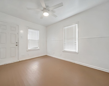 2721 Napoleon Street - Photo Thumbnail 5